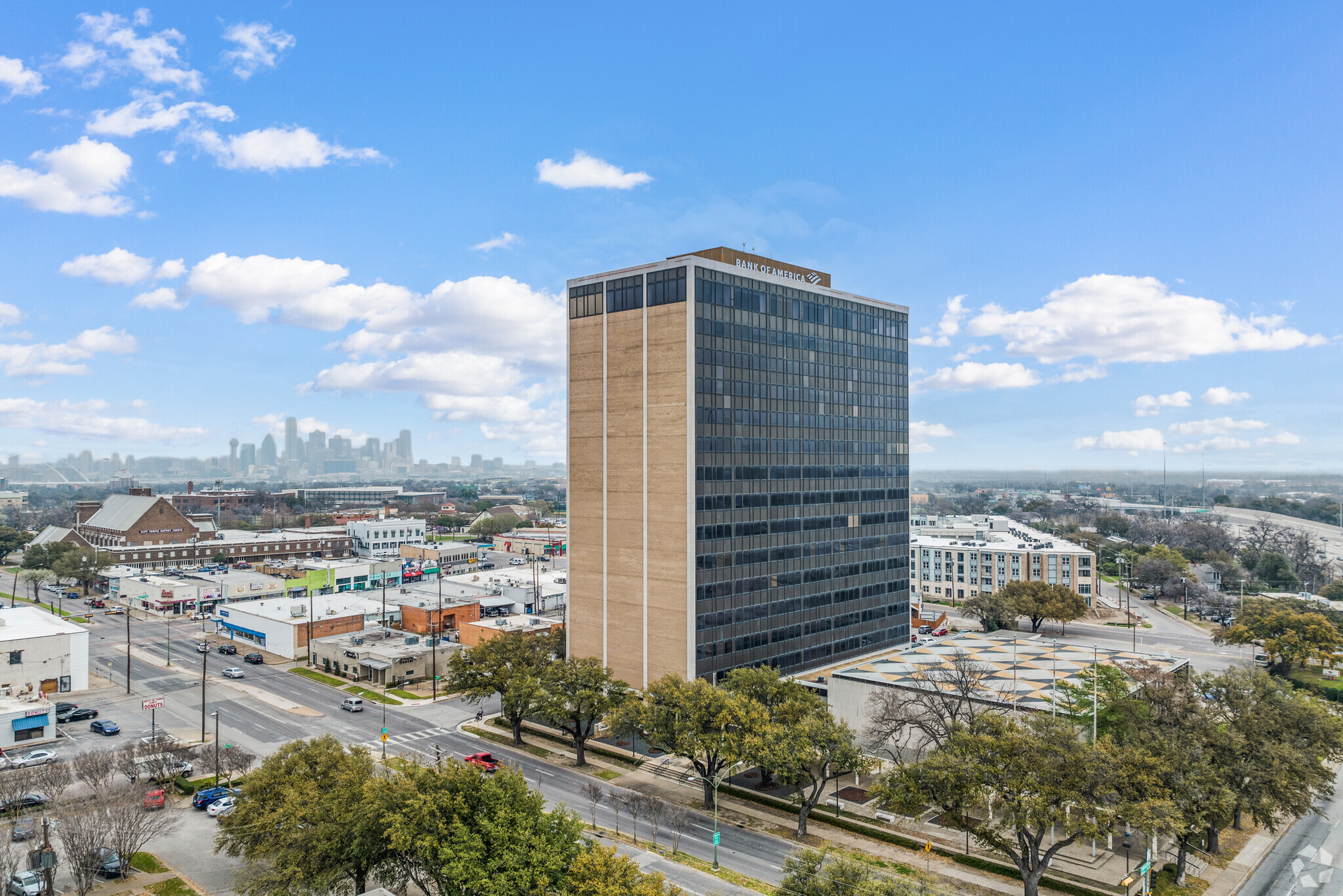 Oak Cliff Tower – Jim Lake Companies